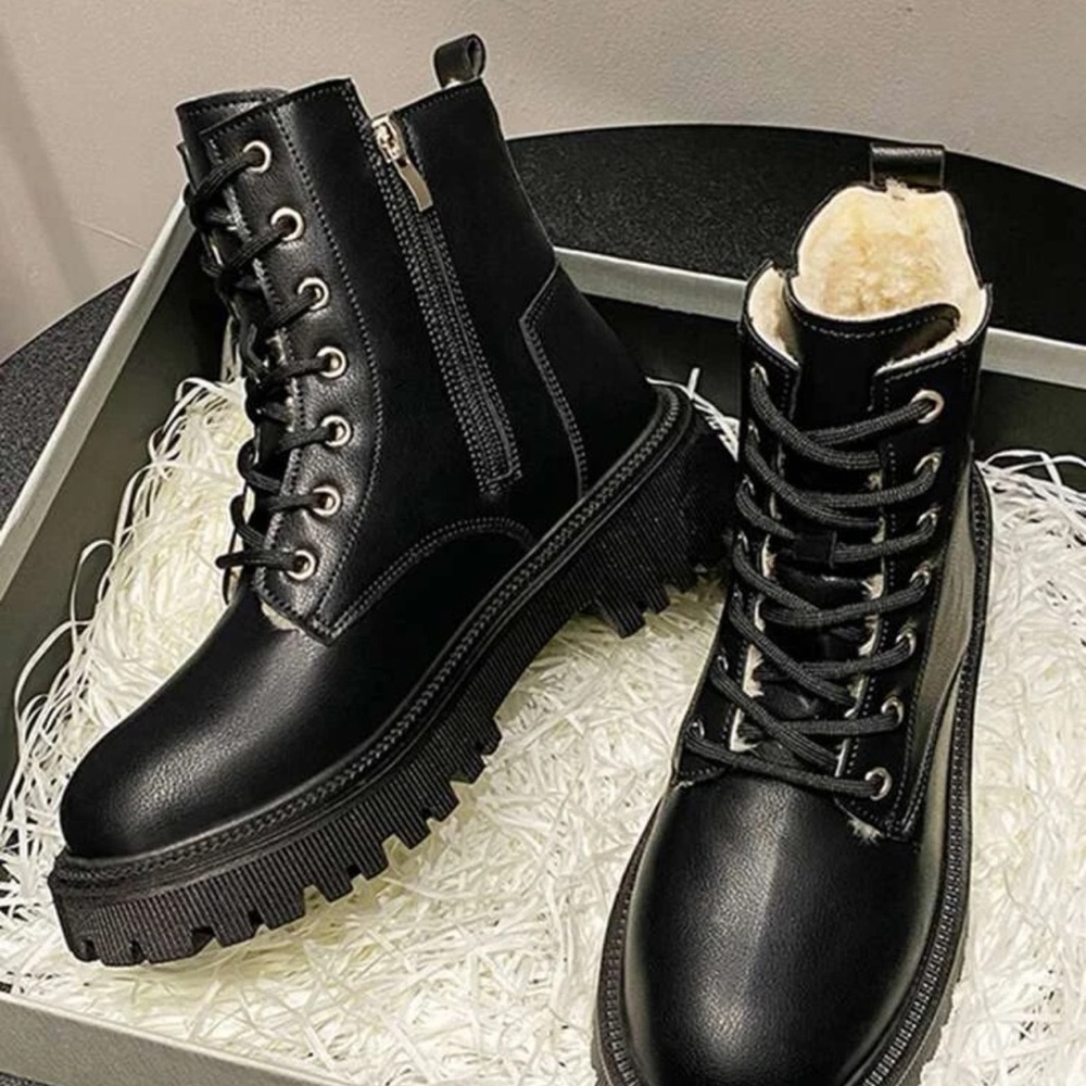 SHEIN BOOTS